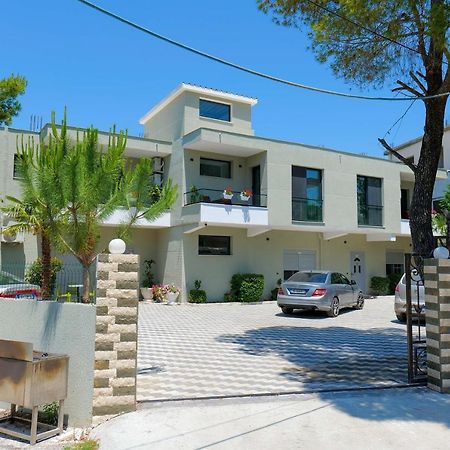 Vila Celaj Hotell Vlorë Eksteriør bilde