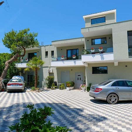 Vila Celaj Hotell Vlorë Eksteriør bilde