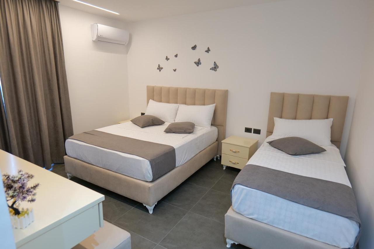Vila Celaj Hotell Vlorë Eksteriør bilde