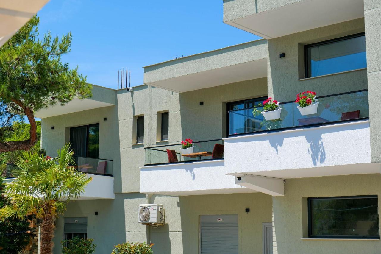 Vila Celaj Hotell Vlorë Eksteriør bilde
